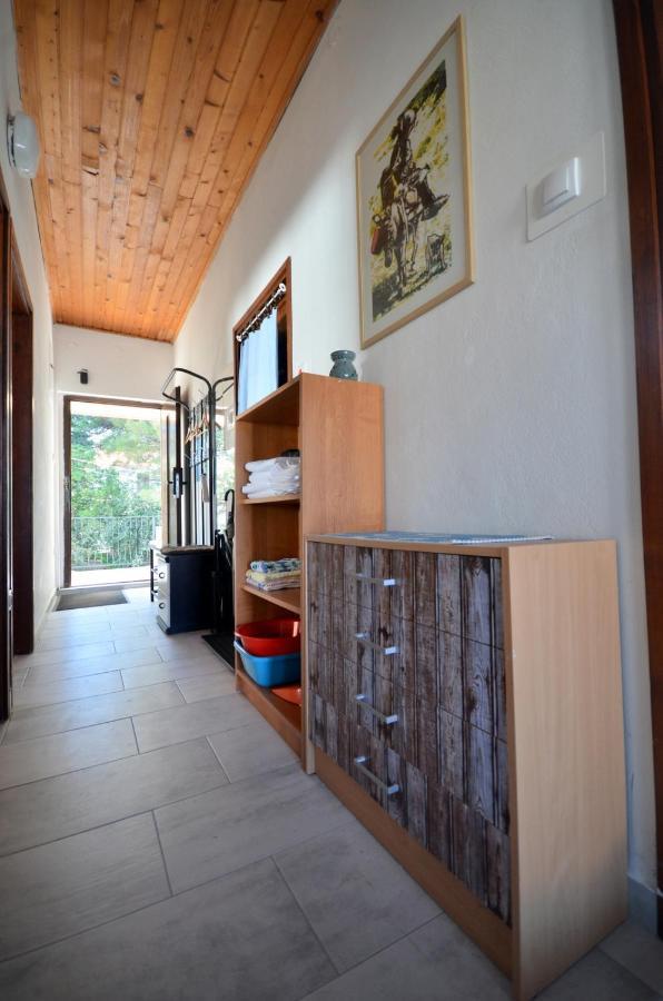 Blue Sky Apartment Primosten Exterior photo