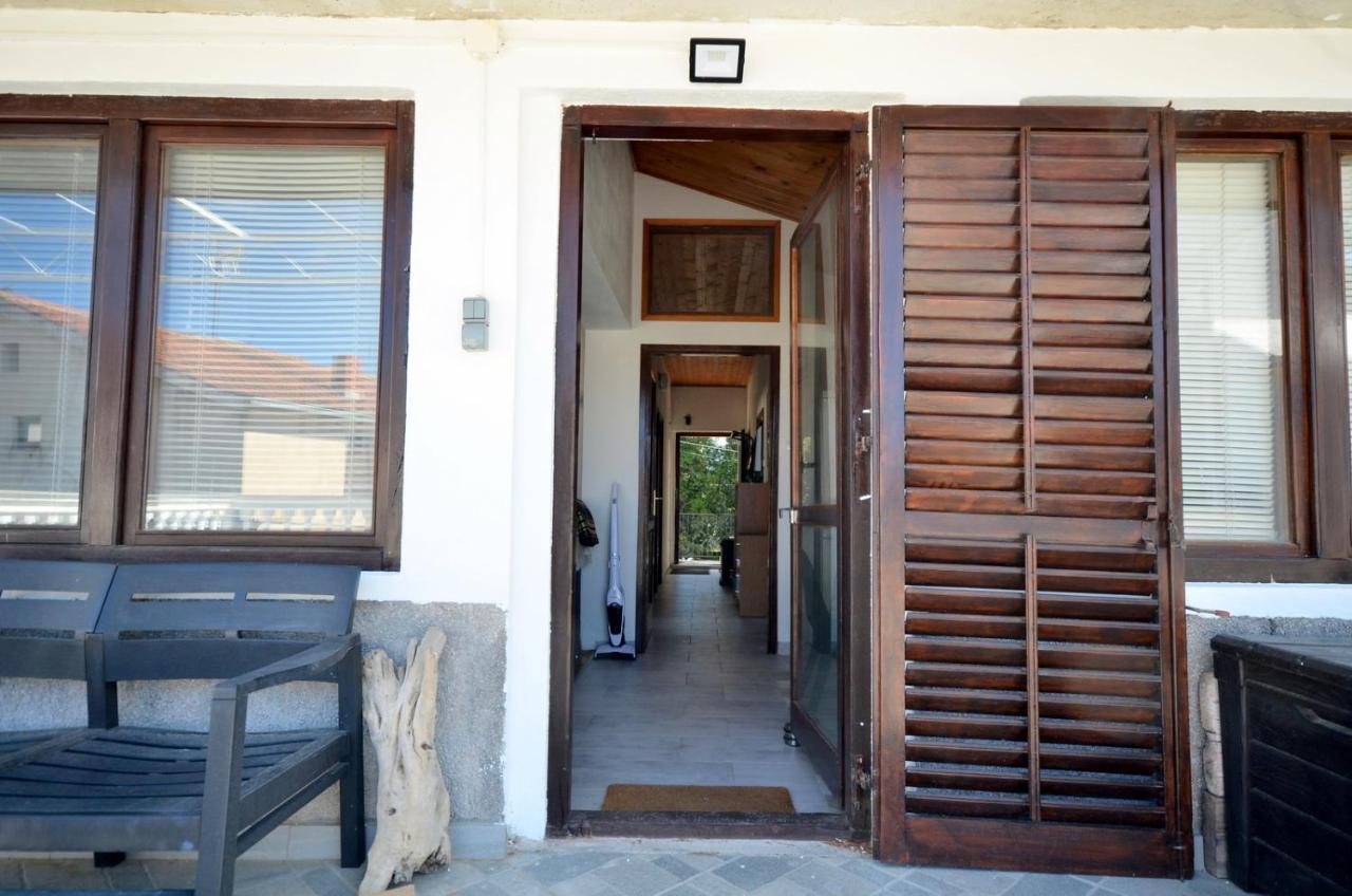 Blue Sky Apartment Primosten Exterior photo