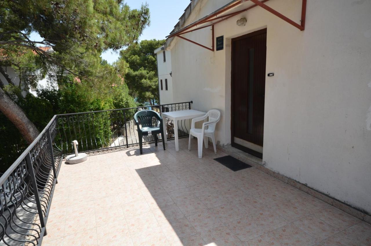 Blue Sky Apartment Primosten Exterior photo